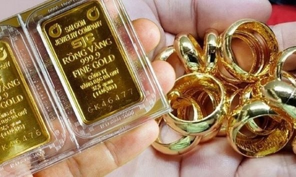 Giá vàng bật tăng rất mạnh, hồi phục 9 triệu đồng/lượng chỉ sau một ngày- Ảnh 1.