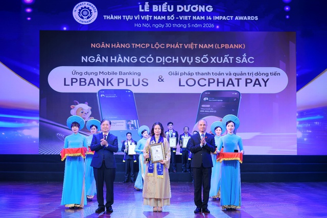 Tổng Giám đốc LPBank được vinh danh “Lãnh đạo Sáng tạo và Chuyển đổi số”- Ảnh 1.