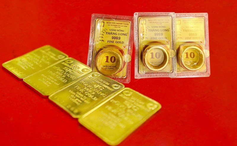Giá vàng nhẫn trơn, vàng miếng sáng 3/7 tiếp tục tăng mạnh - Ảnh 1.