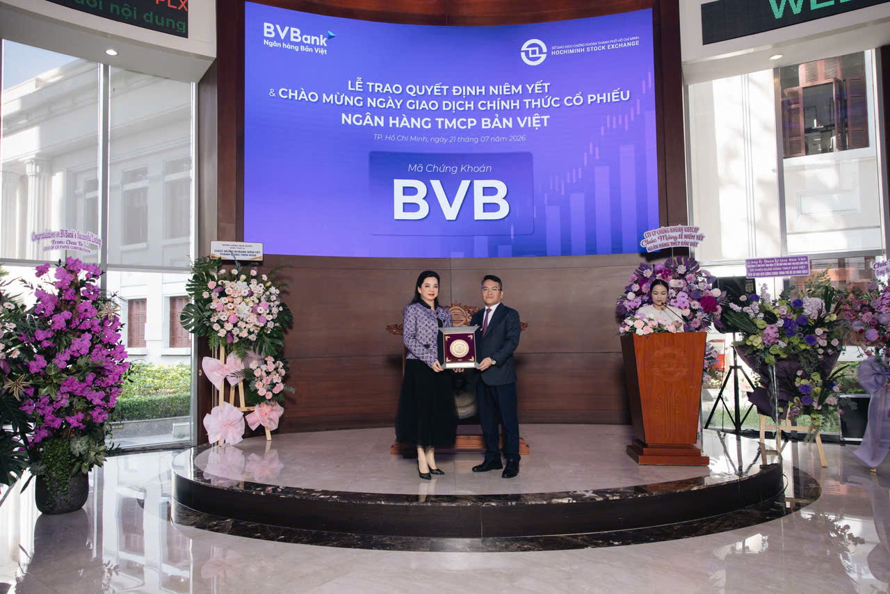 BVBank chính thức niêm yết cổ phiếu BVB trên sàn HoSE từ hôm nay 21/7 - Ảnh 3.