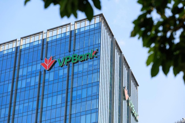 VPBank được vinh danh Doanh nghiệp hàng đầu về năng lượng môi trường xanh- Ảnh 1.