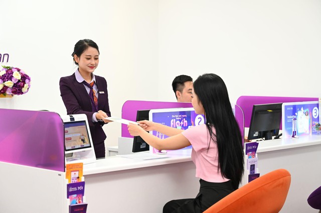 Lợi nhuận bán niên vượt 4.668 tỷ đồng: TPBank định hình đường ray tăng trưởng chất lượng cao - Ảnh 1.