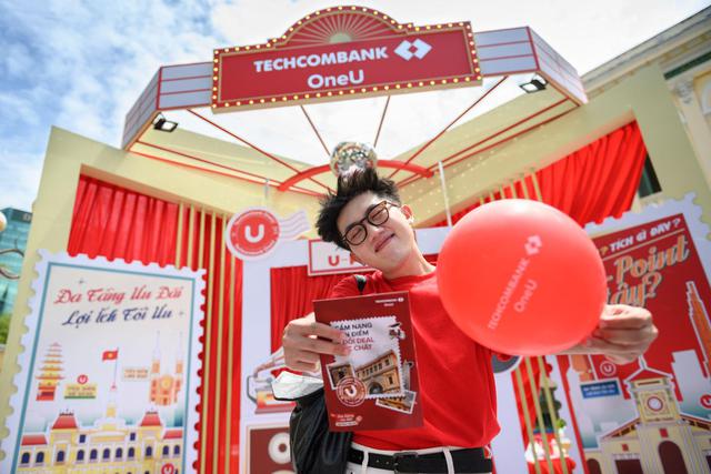 Một ngày trải nghiệm Techcombank OneU tại Bưu điện TP. Hồ Chí Minh - Ảnh 1.
