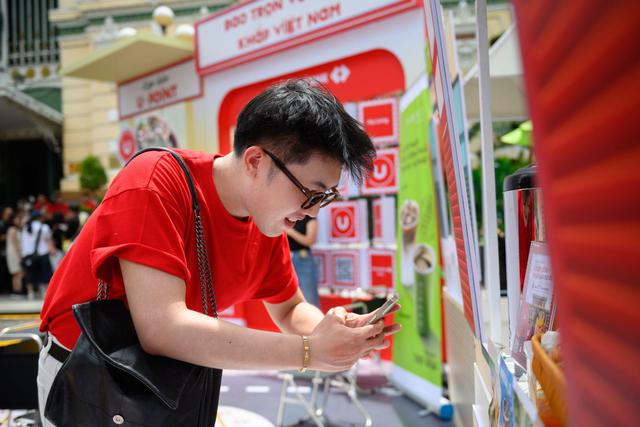 Một ngày trải nghiệm Techcombank OneU tại Bưu điện TP. Hồ Chí Minh - Ảnh 2.