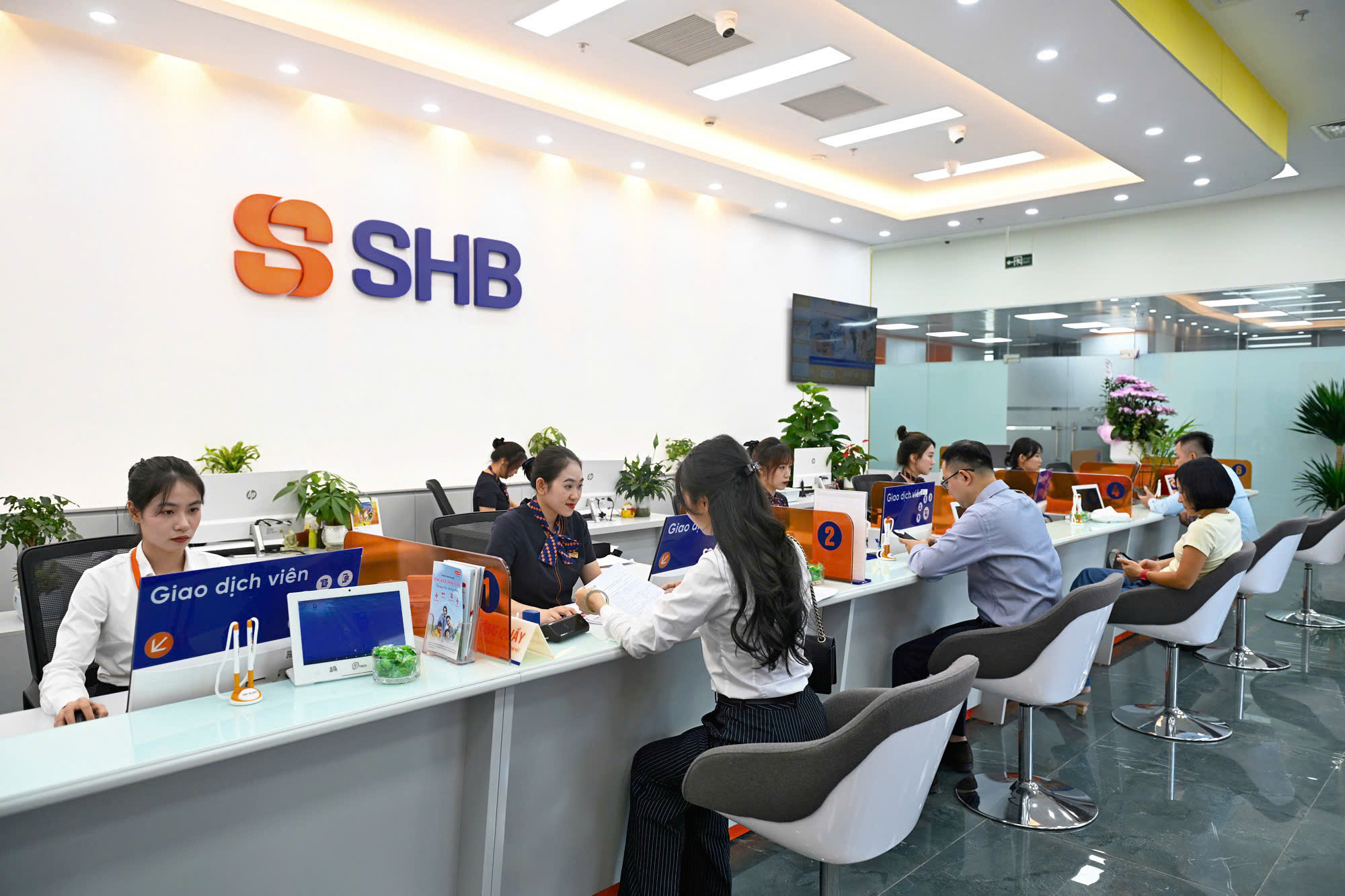 SHB giảm lãi suất cho vay, góp phần thúc đẩy các động lực tăng trưởng của nền kinh tế- Ảnh 2.