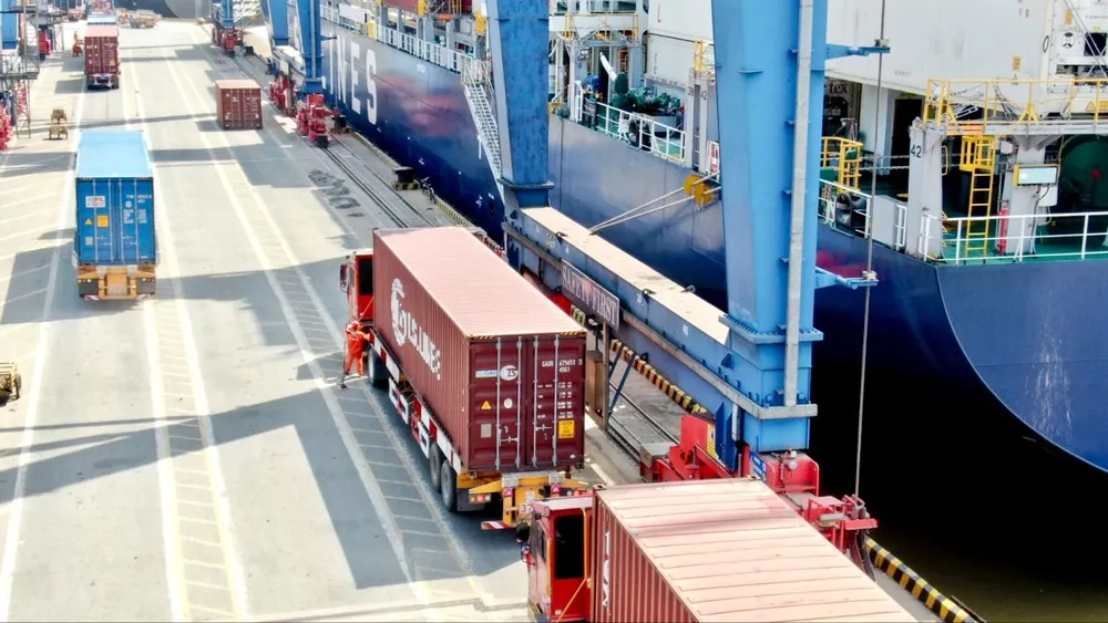 Tái cấu trúc thị trường, mở rộng đa kênh huy động vốn - Ảnh 1.