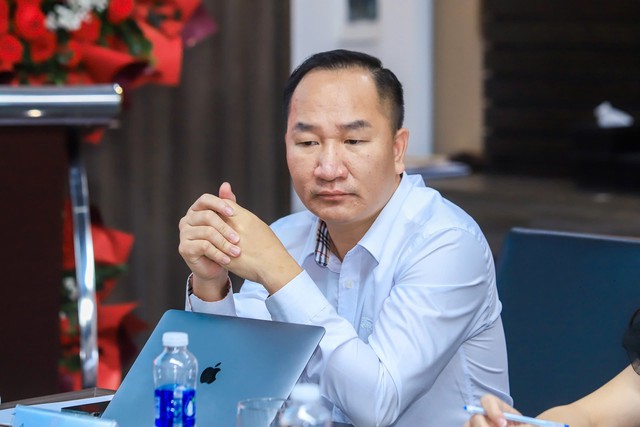 Lãi suất thả nổi vay mua nhà chạm mốc 15%/năm, người vay thấp thỏm trước kỳ hết ưu đãi - Ảnh 2.