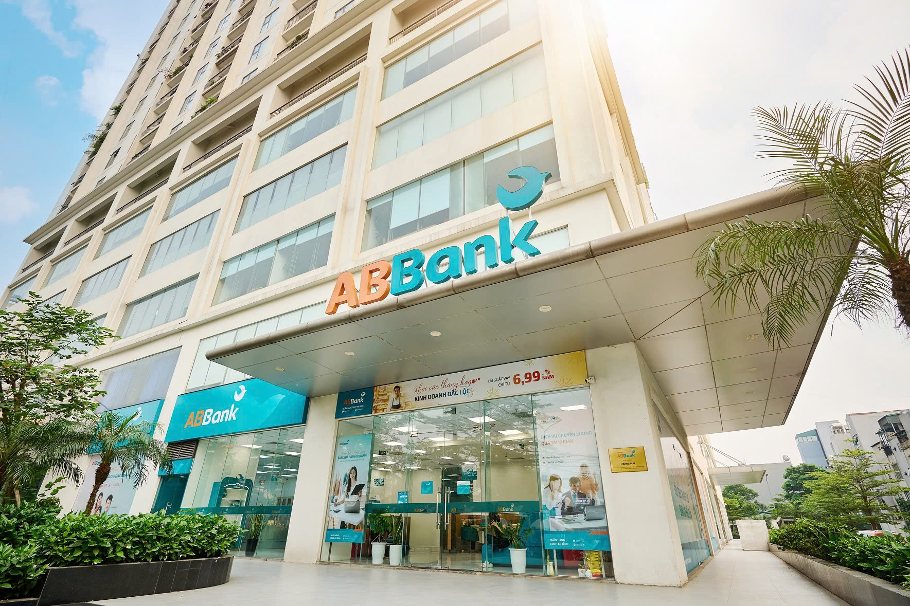 Moody's nâng xếp hạng tín nhiệm ABBank từ B2 lên B1, duy trì triển vọng tích cưc - Ảnh 1.
