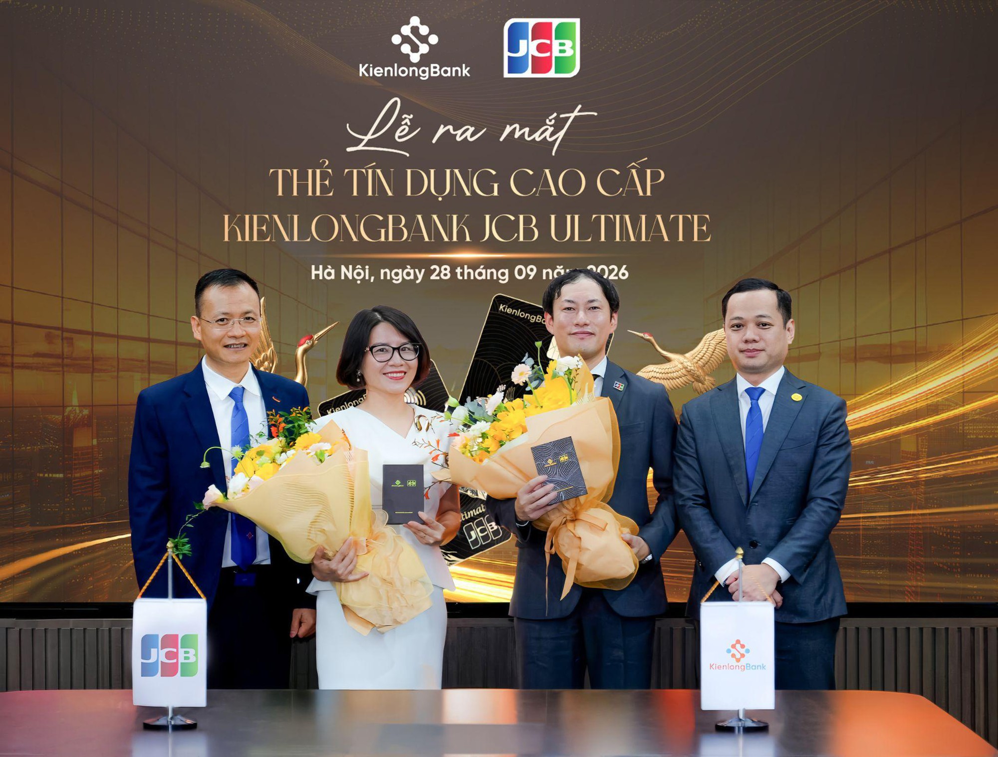 KienlongBank ra mắt thẻ tín dụng cao cấp KienlongBank JCB Ultimate - Ảnh 1.